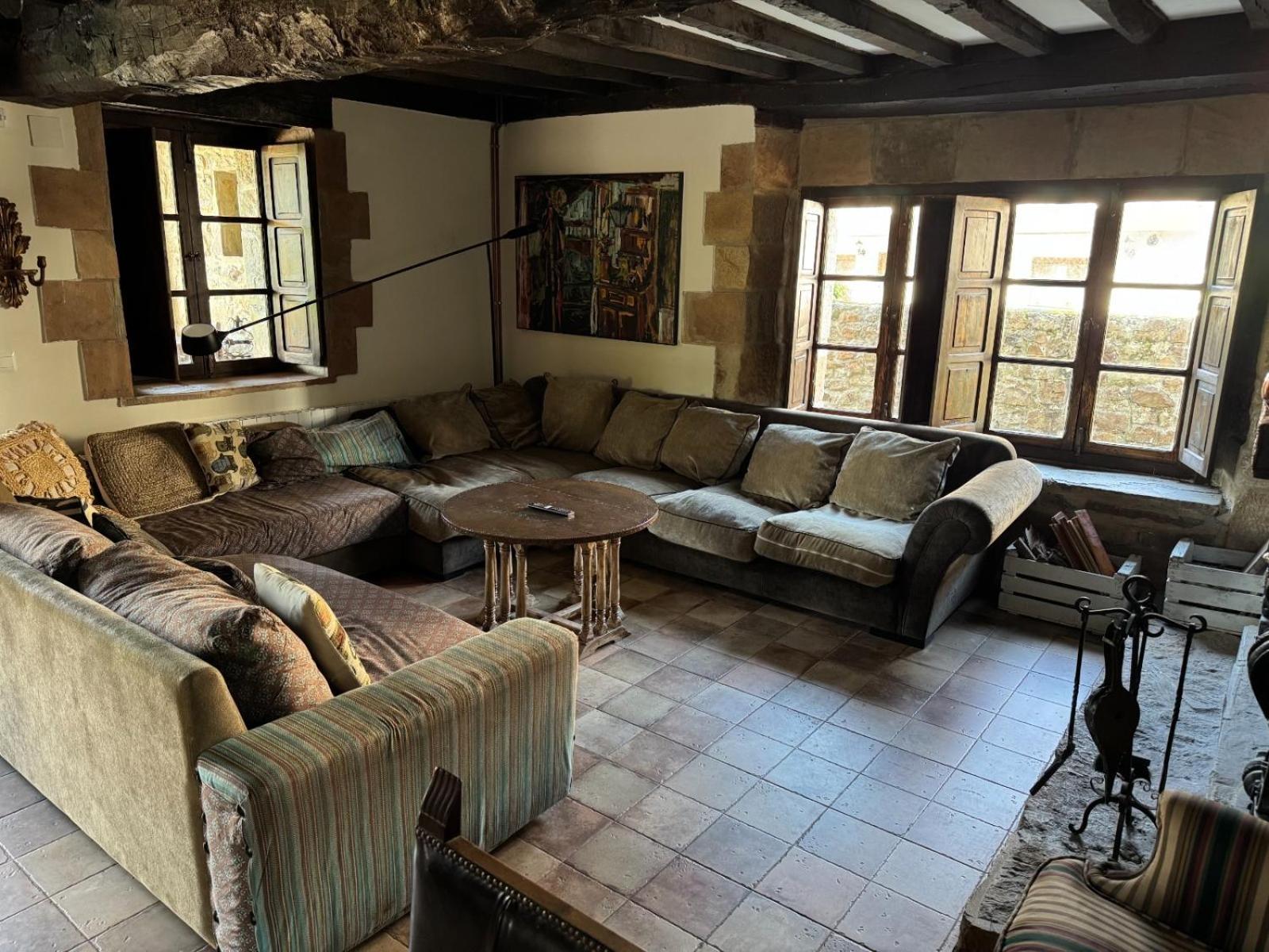 Espectacular Casa Rural En Castaneda Socobio Exteriér fotografie